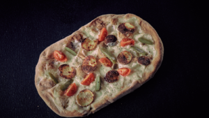 Пинса Романа със сирене Раклет