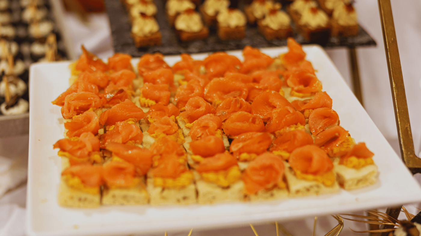 Кетъринг с пинса